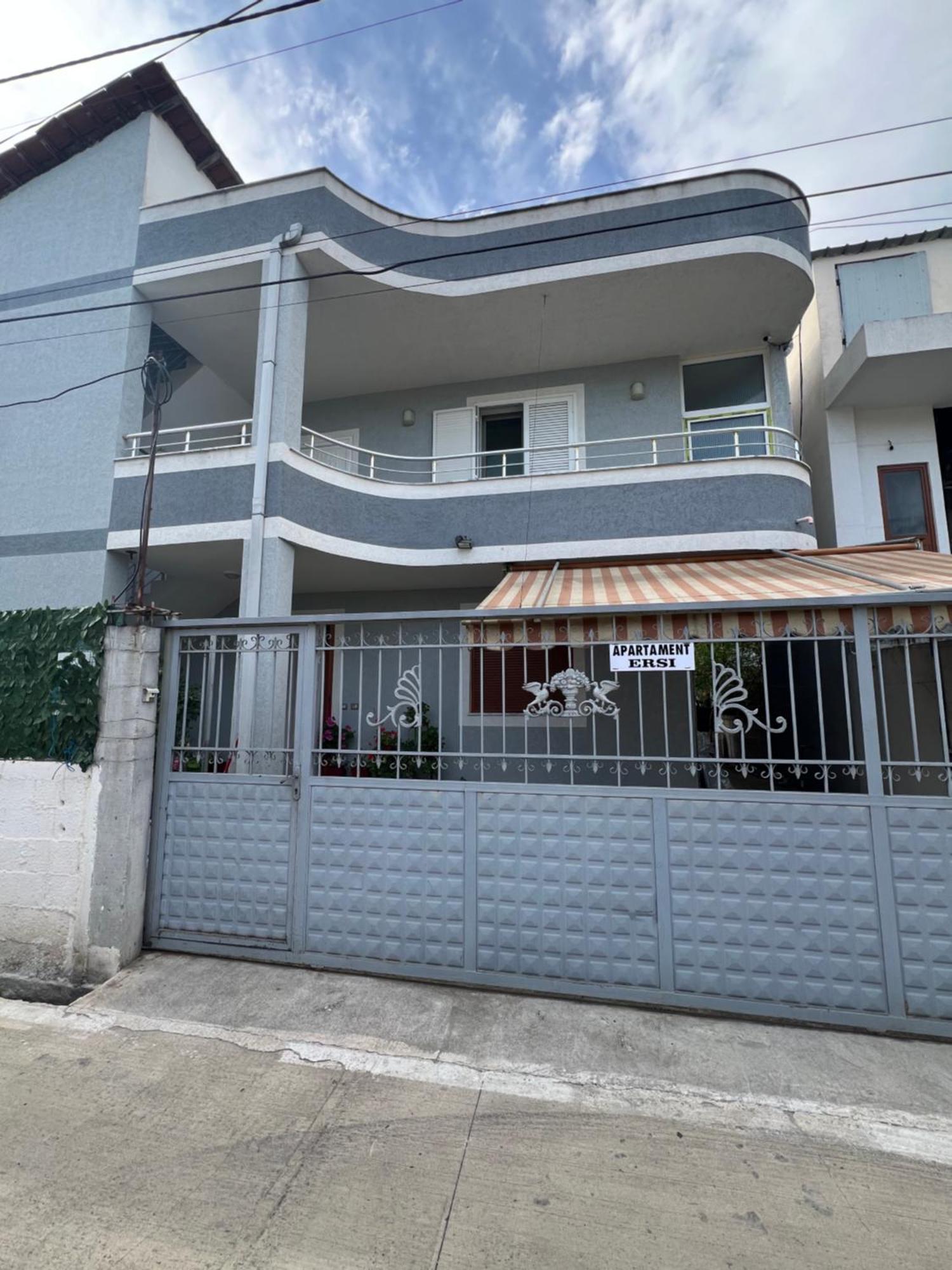 Ersi Durrës